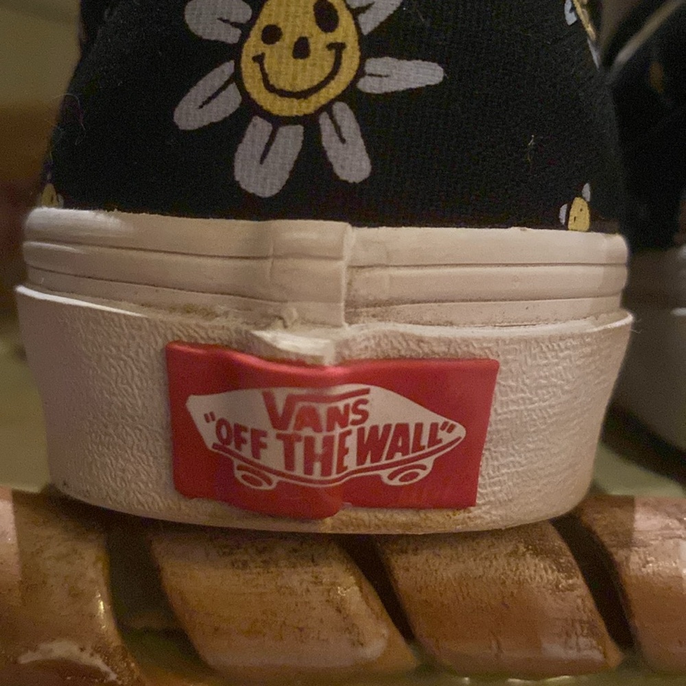 Vans Classic Daisy Trippy Grin Floral Black/Yellow Sneakers Slip-on - Picture 6 of 10